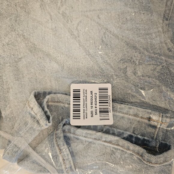 NWT-Torrid High Rise Straight Elastic Waist Jean - Picture 2 of 6